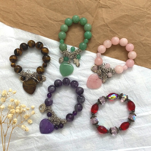 5 Beaded Jade Bracelets - Picture 1 of 6